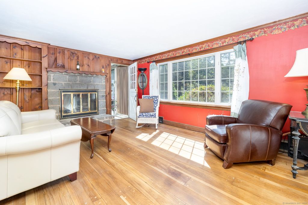 1443 New London Turnpike, Glastonbury, CT 06033
