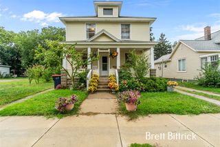 140 W 19th Street, Holland, MI 49423