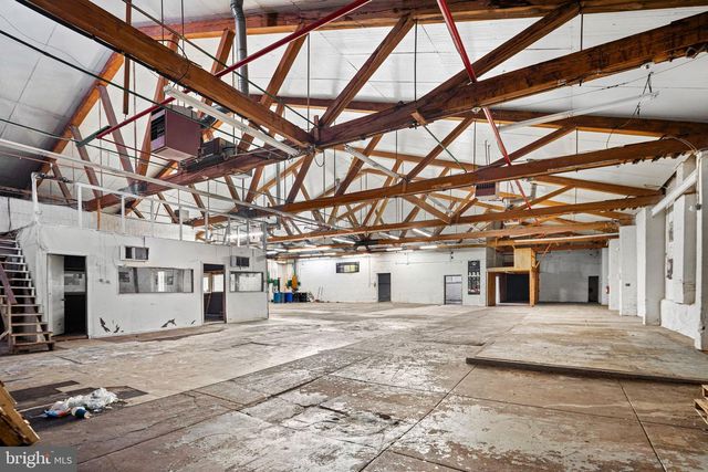 67-69 W QUEEN LN, Philadelphia, PA 19144