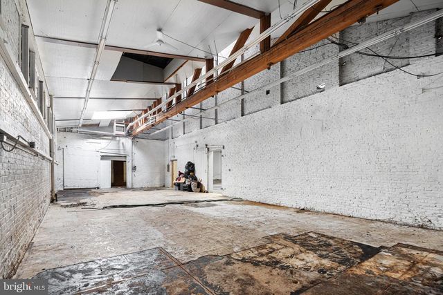 67-69 W QUEEN LN, Philadelphia, PA 19144