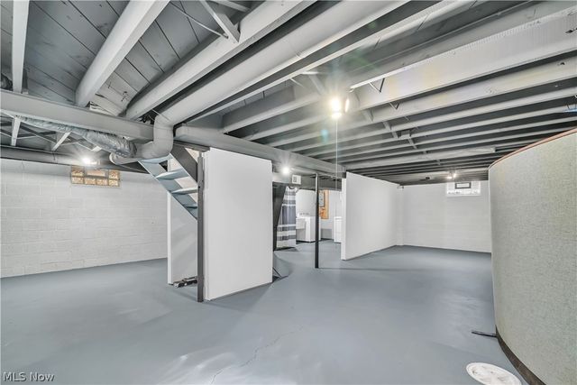 883 Bonnie Brae Avenue NE, Warren, OH 44483