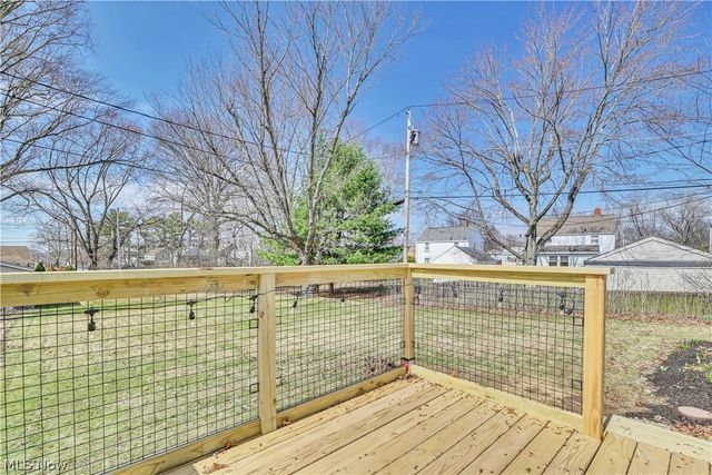 883 Bonnie Brae Avenue NE, Warren, OH 44483