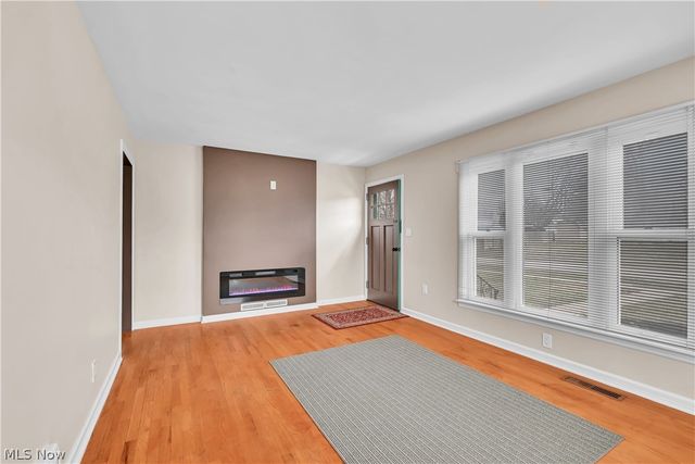 883 Bonnie Brae Avenue NE, Warren, OH 44483