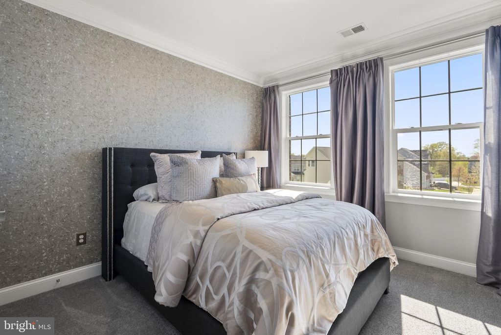 Image 26 of property listing at 707 CLAMOR CT, Fort Washington, MD 20744