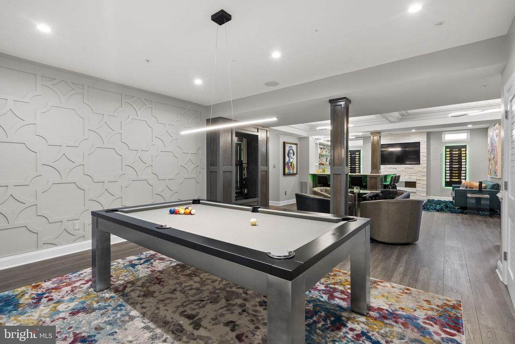 Image 30 of property listing at 707 CLAMOR CT, Fort Washington, MD 20744