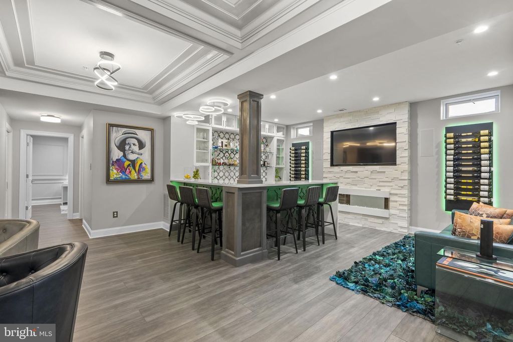 Image 33 of property listing at 707 CLAMOR CT, Fort Washington, MD 20744