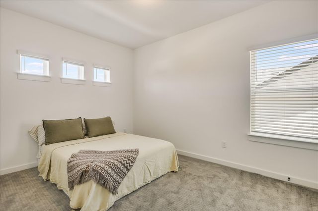 253 Darley Oak DR, Dripping Springs, TX 78620