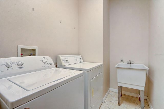 1305 SANDSTONE RUN, Sanford, FL 32771