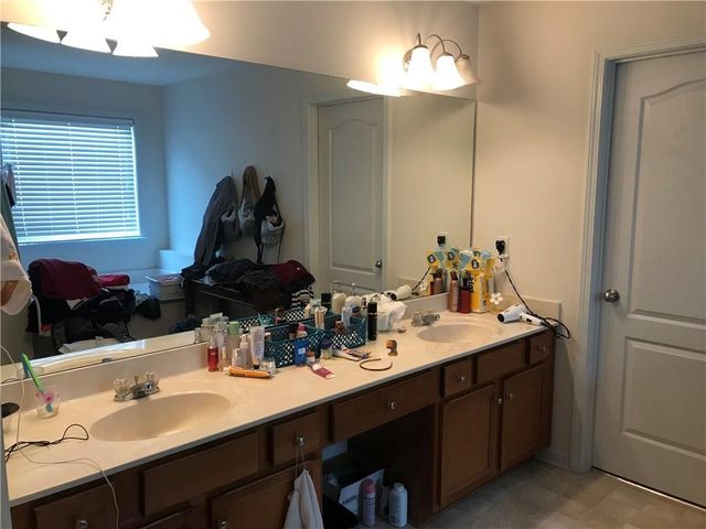 206 Tralee Circle, Fairburn, GA 30213