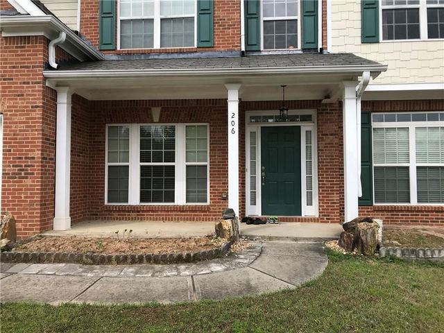 206 Tralee Circle, Fairburn, GA 30213