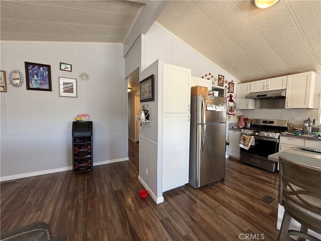 14000 El Evado Road 87, Victorville, CA 92392