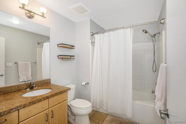 445 Island Ave 706, San Diego, CA 92101