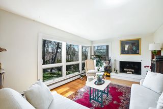 33 Lorraine, Falmouth, MA 02536