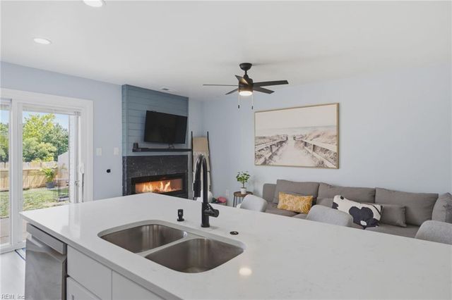 728 Quesnel DR, Virginia Beach, VA 23454