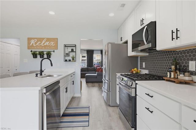 728 Quesnel DR, Virginia Beach, VA 23454
