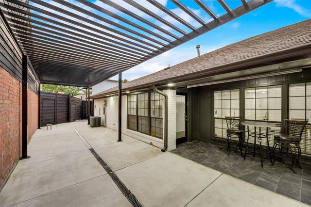 7306 Highland Glen Trail, Dallas, TX 75248