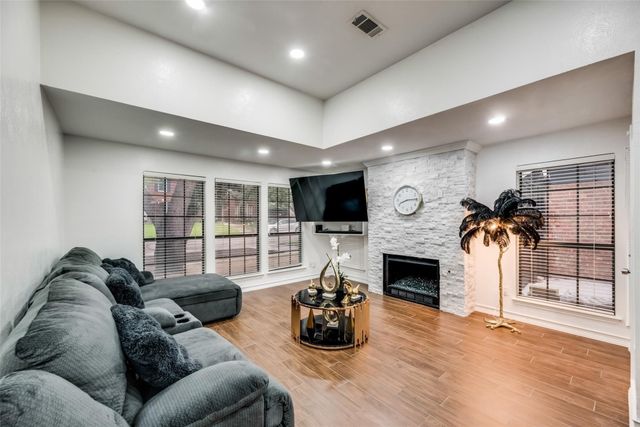 7306 Highland Glen Trail, Dallas, TX 75248