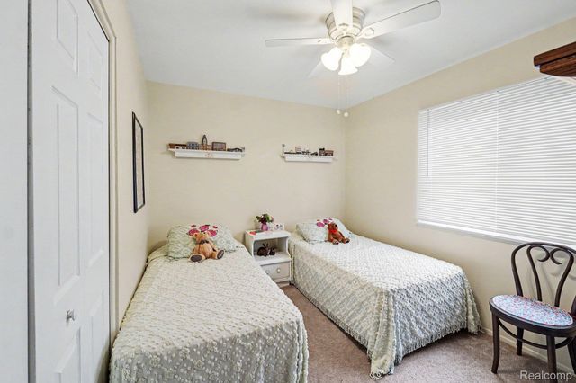 4987 E M 36, Hamburg Township, MI 48169