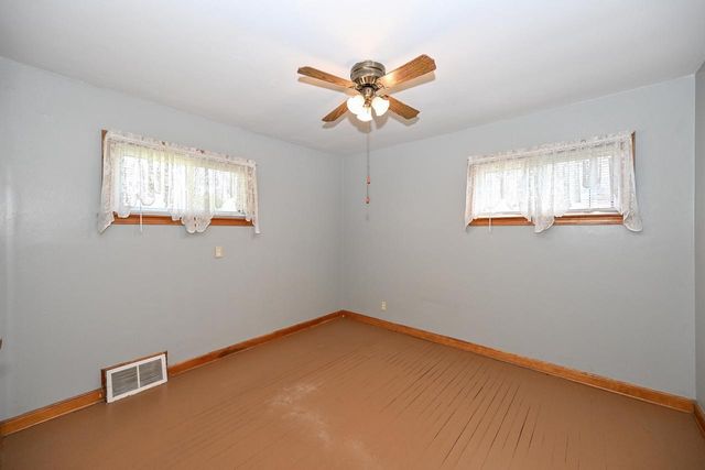 4164 S 4th STREET, Milwaukee, WI 53207