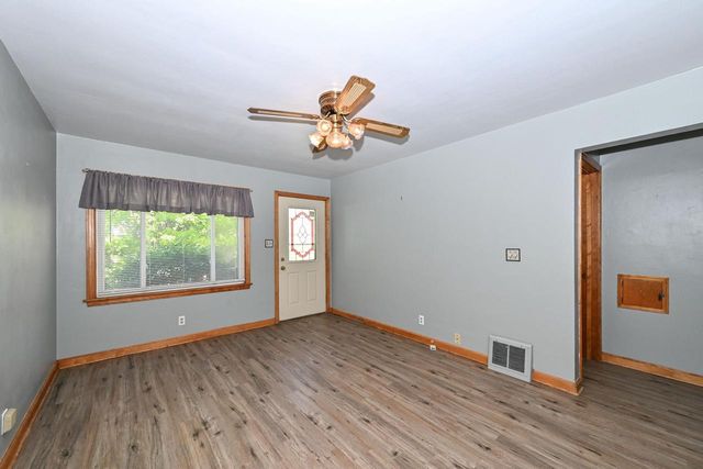 4164 S 4th STREET, Milwaukee, WI 53207