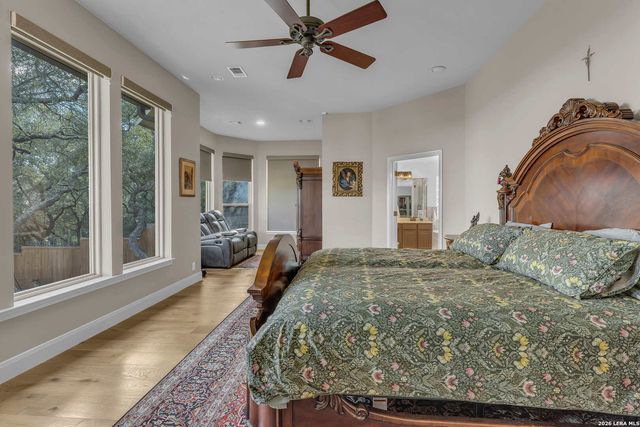 602 Mesa Rdg, San Antonio, TX 78258