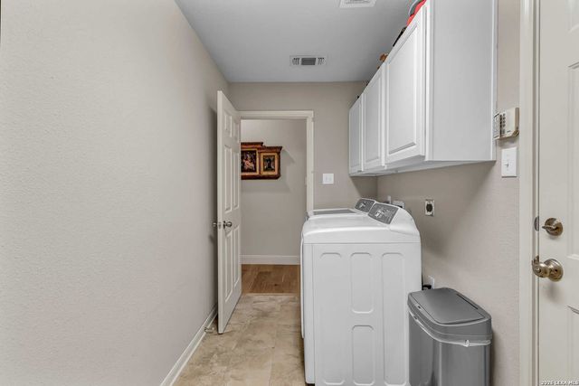 602 Mesa Rdg, San Antonio, TX 78258