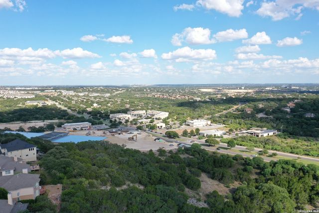 602 Mesa Rdg, San Antonio, TX 78258