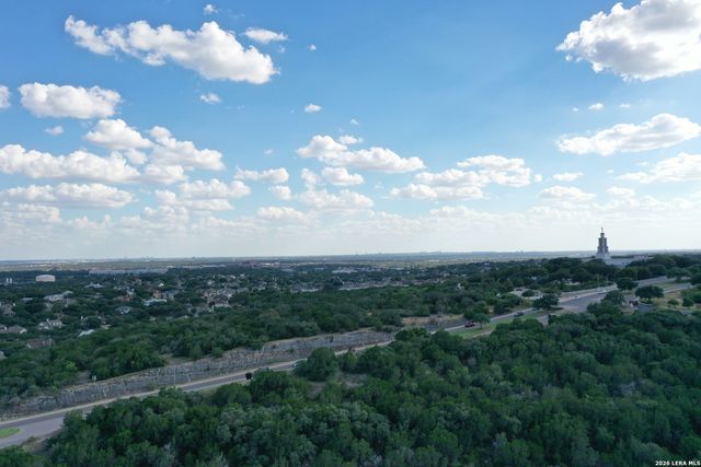 602 Mesa Rdg, San Antonio, TX 78258