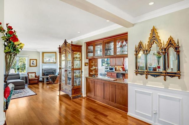 127 16th Street, Pacific Grove, CA 93950