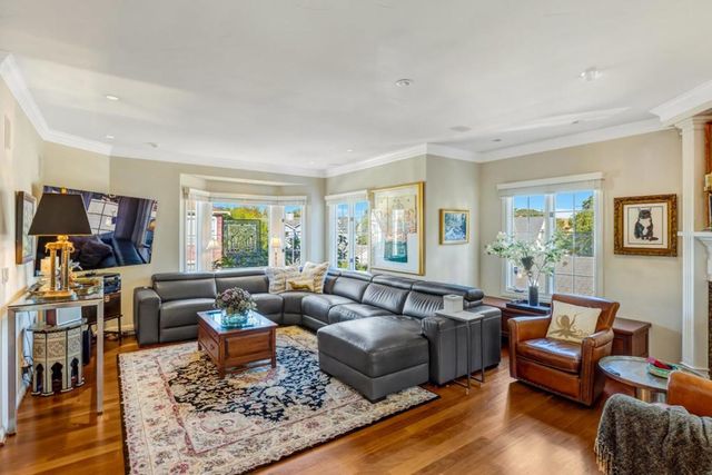 127 16th Street, Pacific Grove, CA 93950