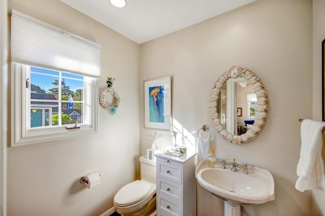 127 16th Street, Pacific Grove, CA 93950