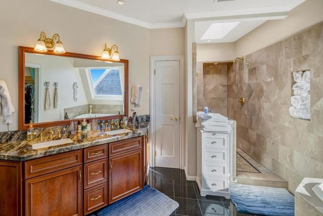 127 16th Street, Pacific Grove, CA 93950