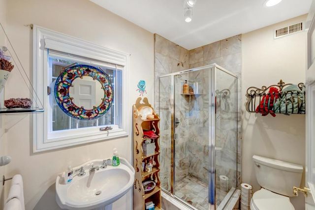 127 16th Street, Pacific Grove, CA 93950