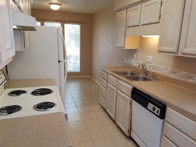 3513 Westchester Ave 102, Austin, TX 78759