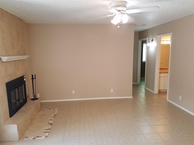 3513 Westchester Ave 102, Austin, TX 78759