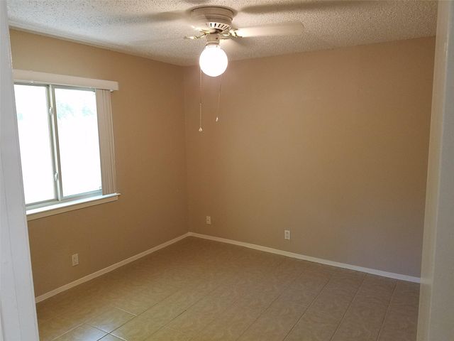 3513 Westchester Ave 102, Austin, TX 78759