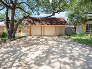 3513 Westchester Ave 102, Austin, TX 78759