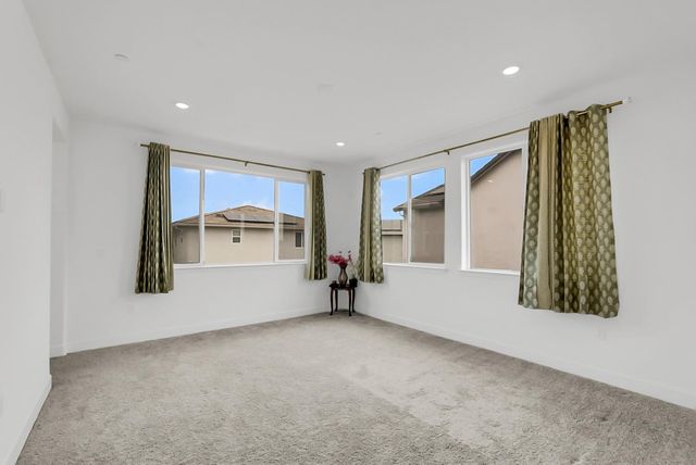 6705 Fathom Rd, Stockton, CA 95219