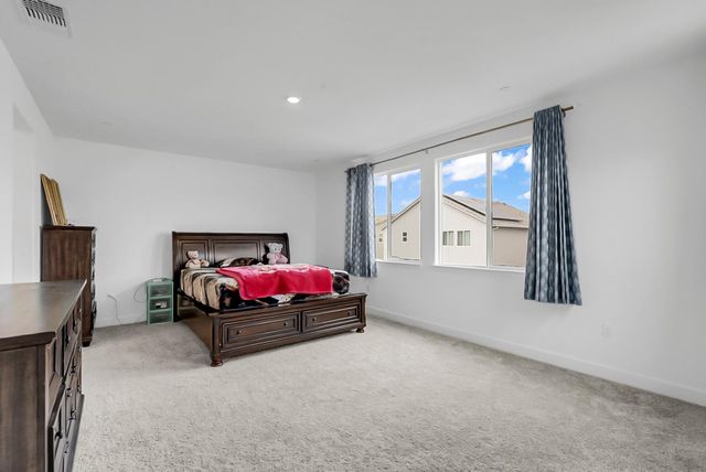 6705 Fathom Rd, Stockton, CA 95219