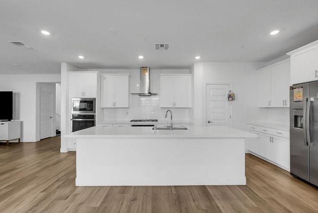 6705 Fathom Rd, Stockton, CA 95219