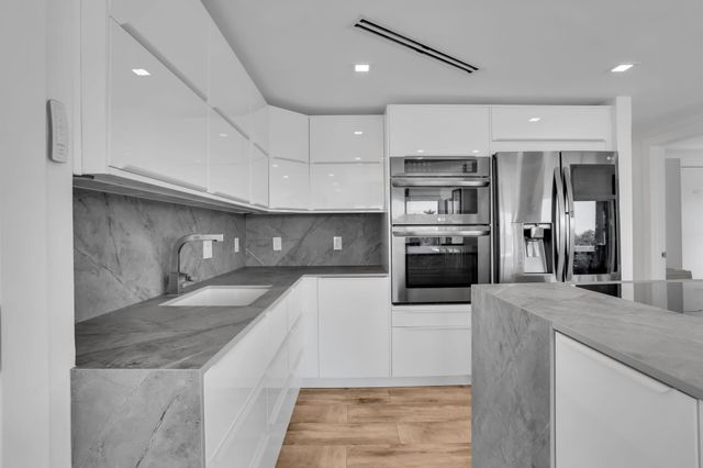 1839 Middle River Drive 303, Fort Lauderdale, FL 33305