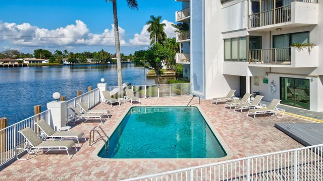 1839 Middle River Drive 303, Fort Lauderdale, FL 33305