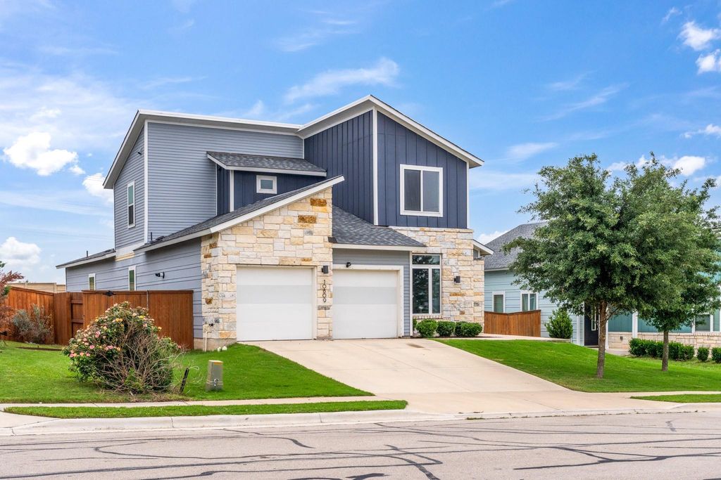 10809 Charger WAY, Manor, TX 78653