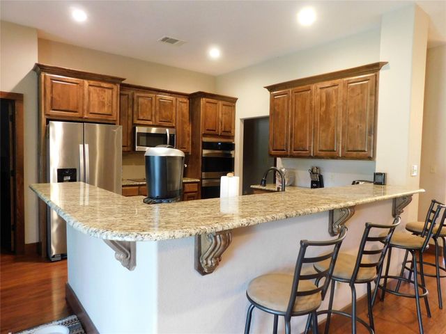 7032 Fm 1567, Lone Oak, TX 75453