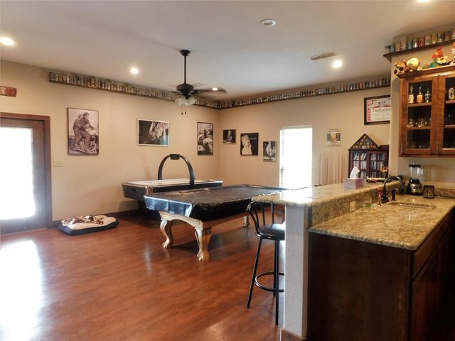 7032 Fm 1567, Lone Oak, TX 75453