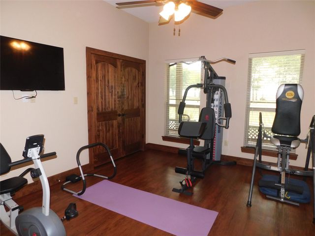 7032 Fm 1567, Lone Oak, TX 75453