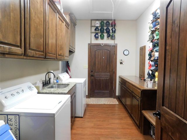 7032 Fm 1567, Lone Oak, TX 75453