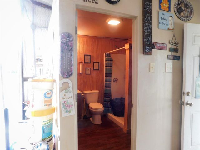 7032 Fm 1567, Lone Oak, TX 75453