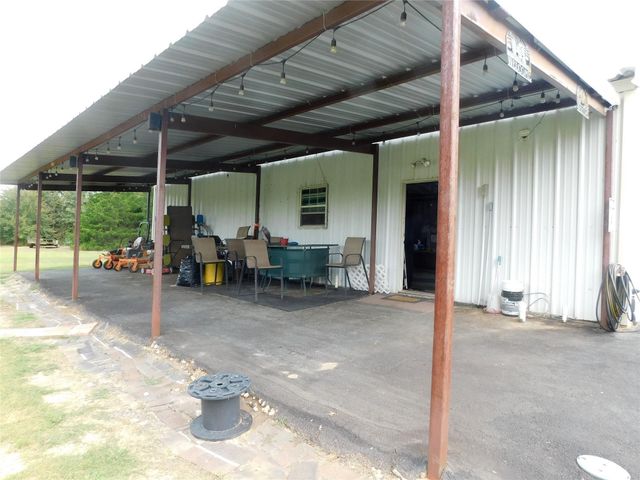 7032 Fm 1567, Lone Oak, TX 75453