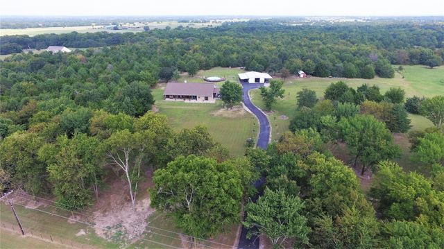 7032 Fm 1567, Lone Oak, TX 75453